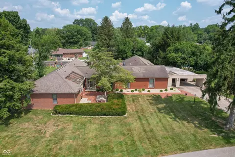 650 Greenway Ct, Seymour, IN 47274