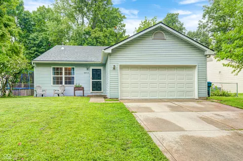 8814 Woodpointe Cir, Indianapolis, IN 46234
