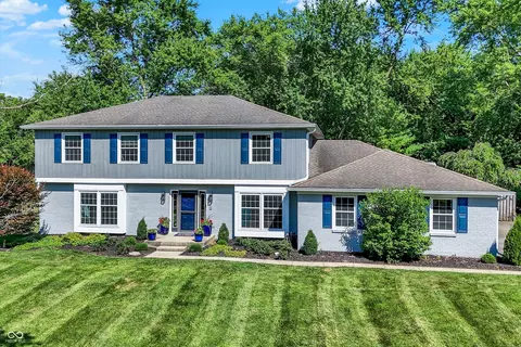 11704 Rolling Springs Dr, Carmel, IN 46033