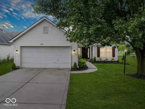 5896 Hollow Oak Trl, Carmel, IN 46033