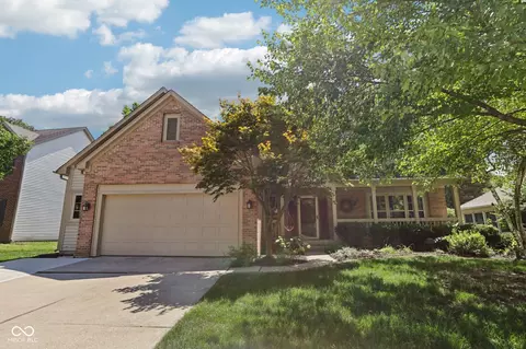 9831 Deering St, Fishers, IN 46037