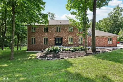 1303 E 126th St, Carmel, IN 46033