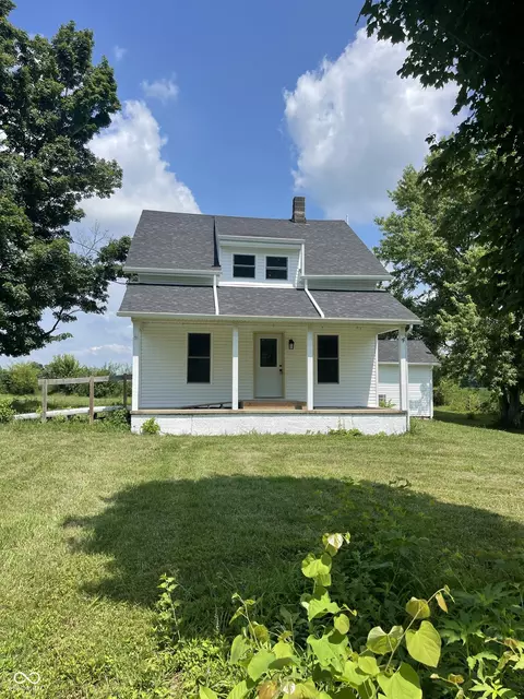 5722 E Township Line Rd, West College Corner, IN 47003