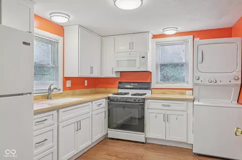 821 W 9th St, Bloomington, IN 47404 photo 17