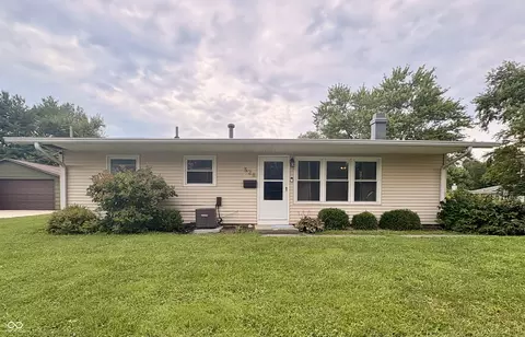 526 S Maxine Mnr, Brownsburg, IN 46112
