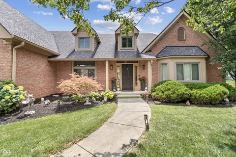 10025 Northwind Dr, Indianapolis, IN 46256