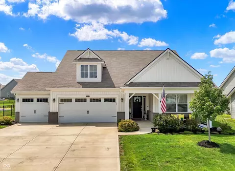 286 Verdant Dr, Cicero, IN 46034