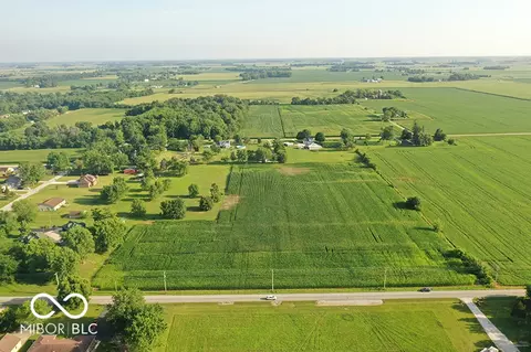 950 E S S, Fairmount, IN 46928