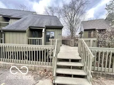 9322 S Lake Ridge Dr #59, Bloomington, IN 47401