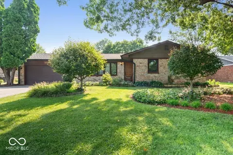 4369 Aspen Dr, Brownsburg, IN 46112