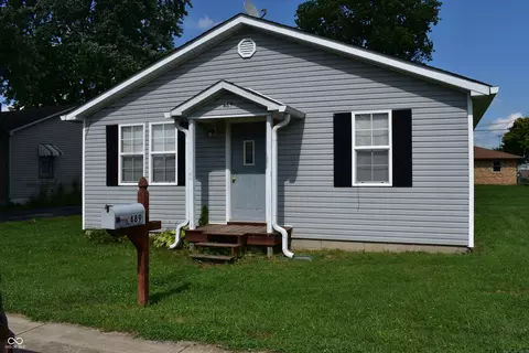 489 S Crawford St, Martinsville, IN 46151