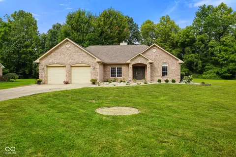 3160 Southampton Dr, Martinsville, IN 46151