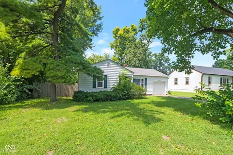 4628 Dean St, Lawrence, IN 46226