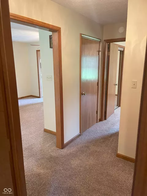 Entry Way - 541 Eagle Crest Dr, Brownsburg, IN 46112 photo 1 of 1