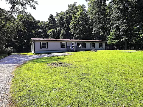 10263 Baseline Rd, Paragon, IN 46166