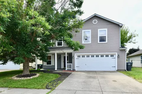 2284 Blossom Dr, Greenwood, IN 46143
