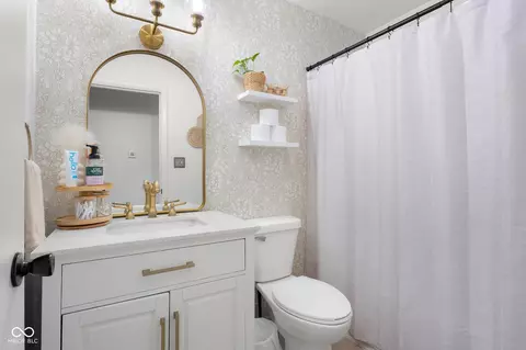 Bath - 155 Hauser Dr, Hope, IN 47246 photo 1 of 1