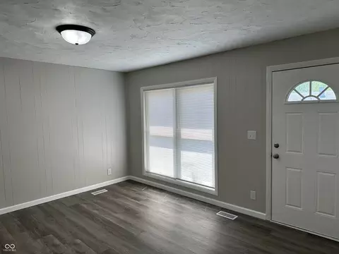 Living - 3965 Alsace Pl, Indianapolis, IN 46226 photo 2 of 2