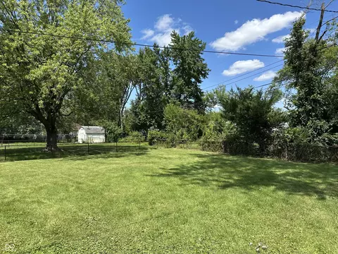 Exterior - 3965 Alsace Pl, Indianapolis, IN 46226 photo 3 of 3