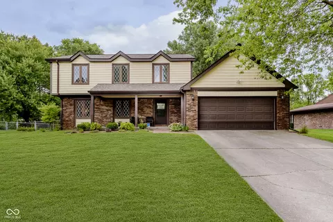 7727 Dartmouth Rd, Indianapolis, IN 46260