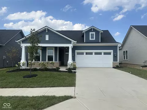 13332 Roundtop Rd, Noblesville, IN 46060