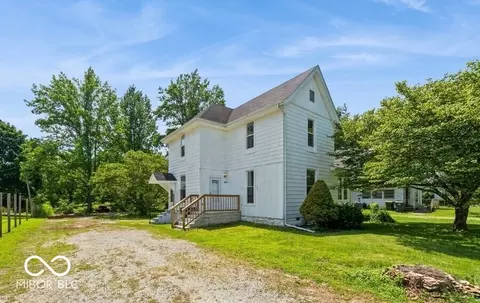 1803 E 10th St, Anderson, IN 46012