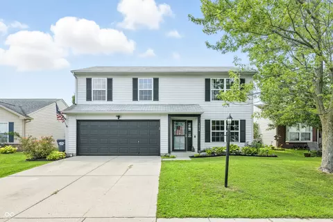 1476 Blue Brook Way, Greenwood, IN 46143