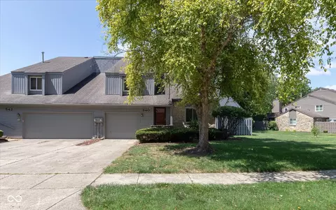 540 Conner Creek Dr, Fishers, IN 46038
