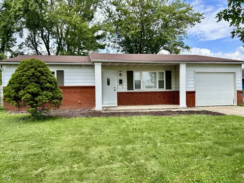 2616 E 27th St, Muncie, IN 47302