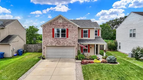 8306 Retreat Ln, Indianapolis, IN 46259