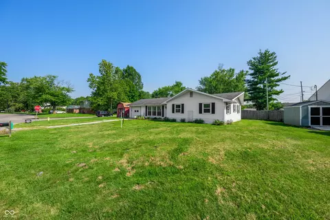 801 Brookhaven Dr, Seymour, IN 47274