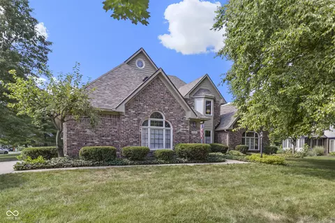 12980 Fawns Dell Pl, Fishers, IN 46038