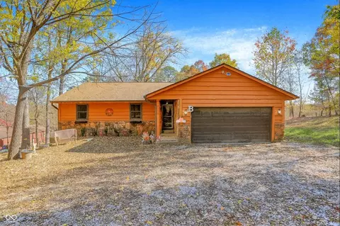 3320 Pine Wood Dr, Spencer, IN 47460