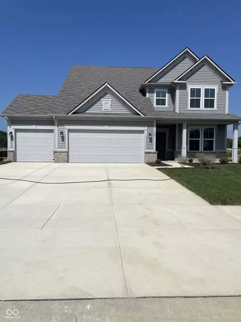 468 Weaver Ln, Pittsboro, IN 46167