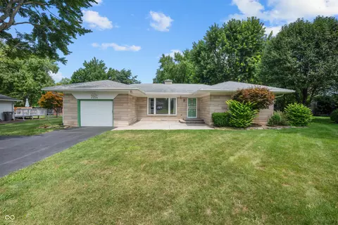 2220 Lee Dr, Indianapolis, IN 46227
