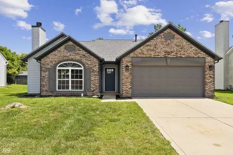 6625 Fountain Springs Blvd, Indianapolis, IN 46236