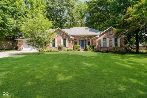 10408 Fallen Oak Dr, Indianapolis, IN 46239