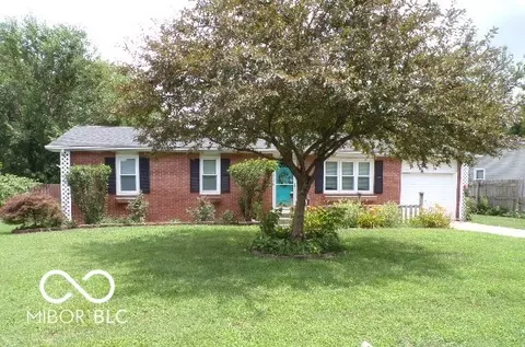 500 Cara Ct, Seymour, IN 47274
