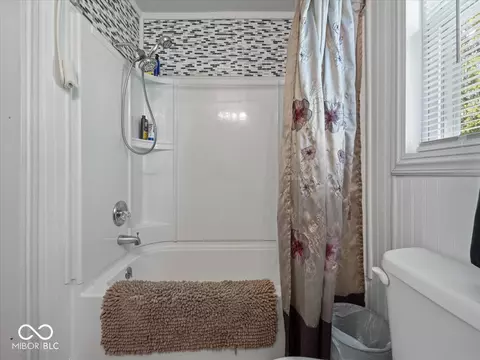 Bath - 6982 E Michigan Rd, Waldron, IN 46182 photo 2 of 3