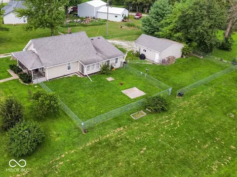 Exterior - 6982 E Michigan Rd, Waldron, IN 46182 photo 9 of 10