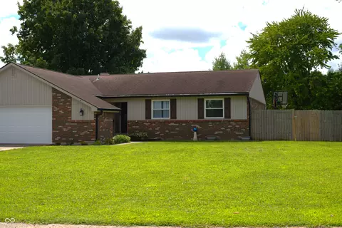 1759 Michele Ln, Greenwood, IN 46142