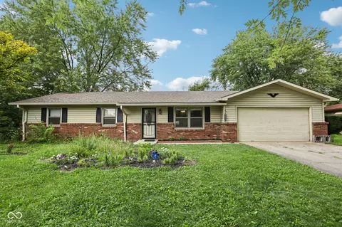 9242 Granville Ln, Indianapolis, IN 46229