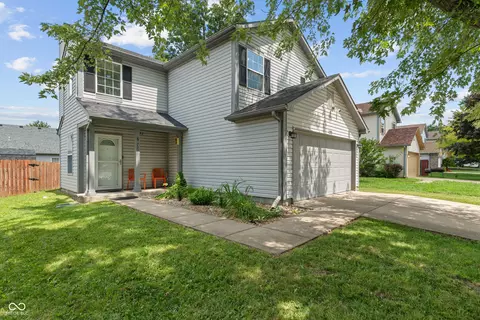 7032 Moon Ct, Indianapolis, IN 46241