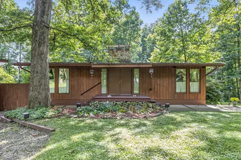 Exterior - 16632 Oak Rd, Westfield, IN 46074 photo 5 of 20