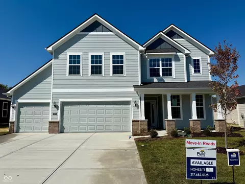 3870 Goodwin Dr, Zionsville, IN 46077