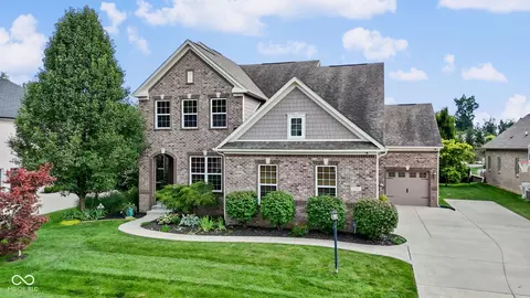 5719 Autumn Breeze Ln, Indianapolis, IN 46237