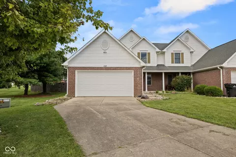 132 Grassyway Ct, Whiteland, IN 46184