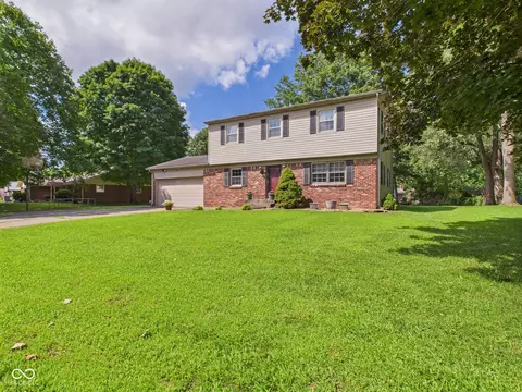 2111 Angie Ln, Anderson, IN 46017