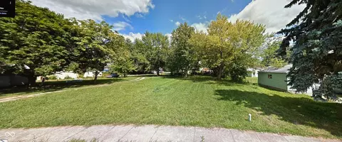 1806 Noble St, Anderson, IN 46016