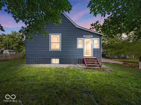 11209 Washington St, Flat Rock, IN 47234